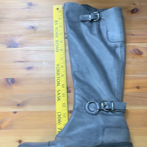 Arnold Churgin Italian made, 100% leather over the knee gray boots - Picture 10 of 17